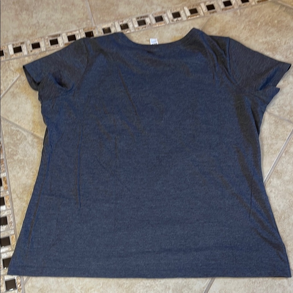 Disney EPCOT World Traveler Short Sleeve Tee XXL - Picture 8 of 9